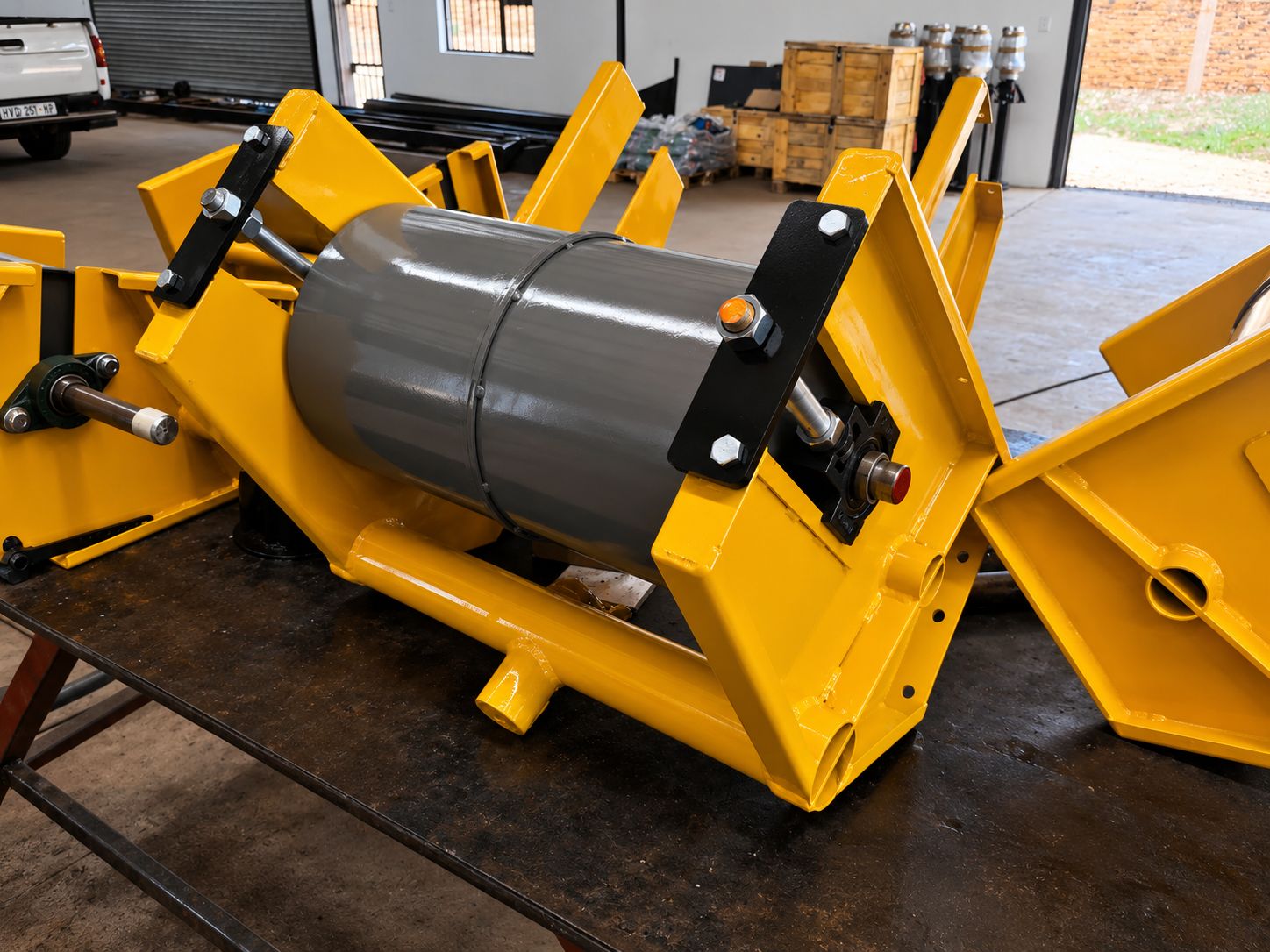 SA Autec Industries gallery image: Conveyor tensioner